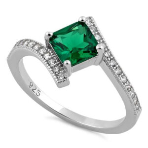 sterling silver elegant princess cut emerald cz ring